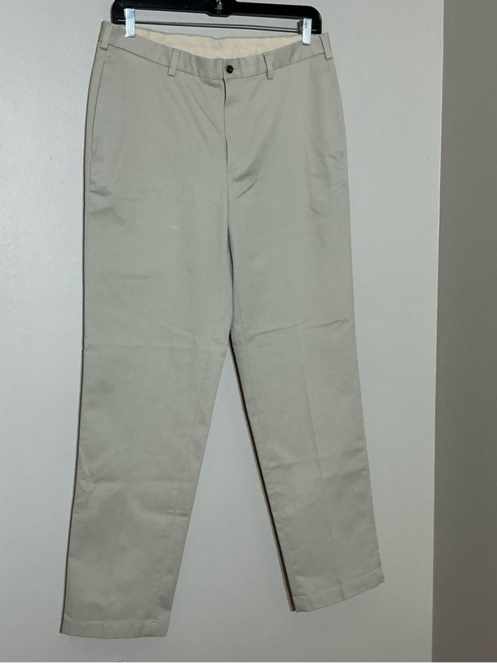Brooks Brothers Men's Chinos in Light Khaki NWOT